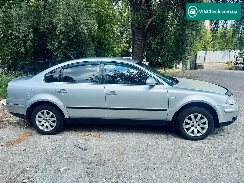 Volkswagen Passat 2002, фото з оголошення 1 з 20, VIN WVWZZZ3BZ2E323689