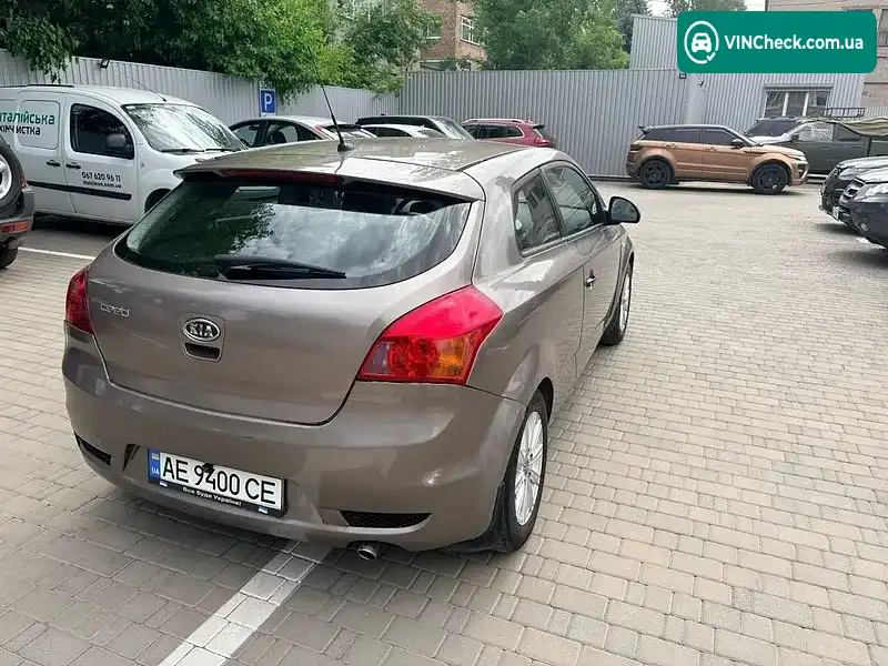 Kia Ceed 2008, фото з оголошення 2 з 12, VIN Y6LFF23128L005263