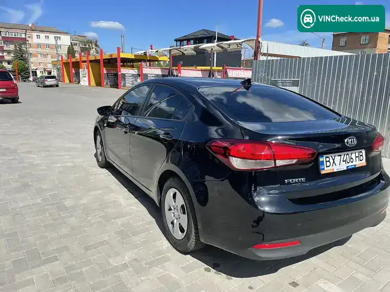 Kia Forte 2017, фото з оголошення 1 з 17, VIN 3KPFK4A79JE190851