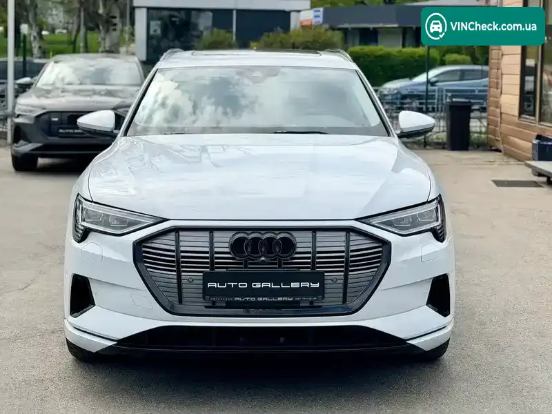 Audi e-tron 2021, фото з оголошення 1 з 20, VIN WA1AAAGE6MB024025