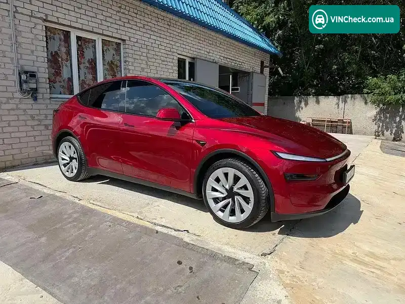 Tesla Model Y 2025, фото з оголошення 2 з 15, VIN 7SAYGDEE3TF326653
