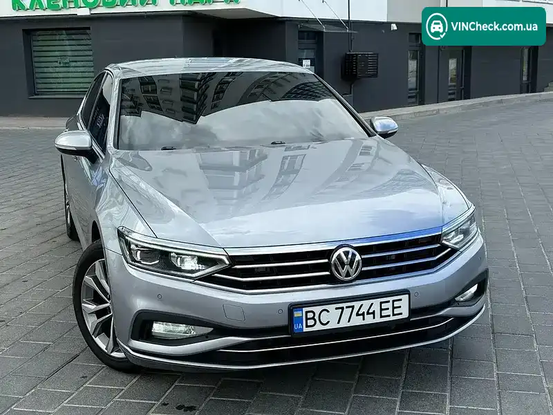 Volkswagen Passat 2020, фото з оголошення 2 з 21, VIN WVWZZZ3CZLE133630