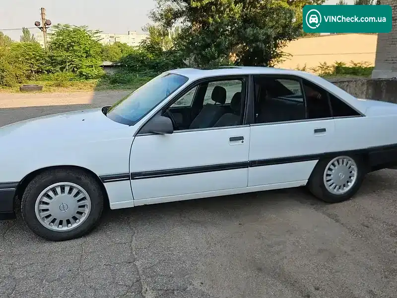 Opel Omega 1990, фото з оголошення 1 з 14, VIN W0L000017L1039170