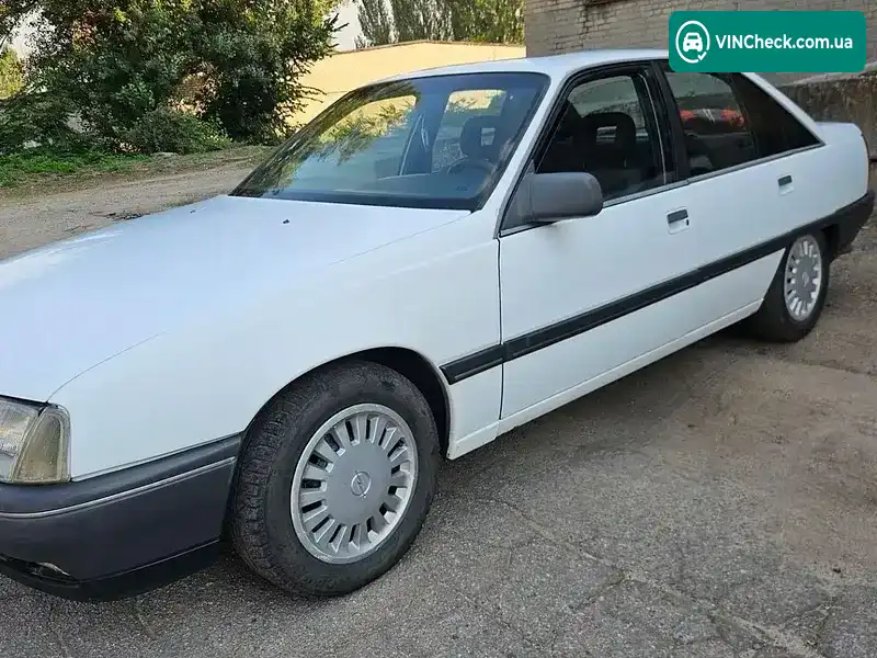 Opel Omega 1990, фото з оголошення 2 з 14, VIN W0L000017L1039170
