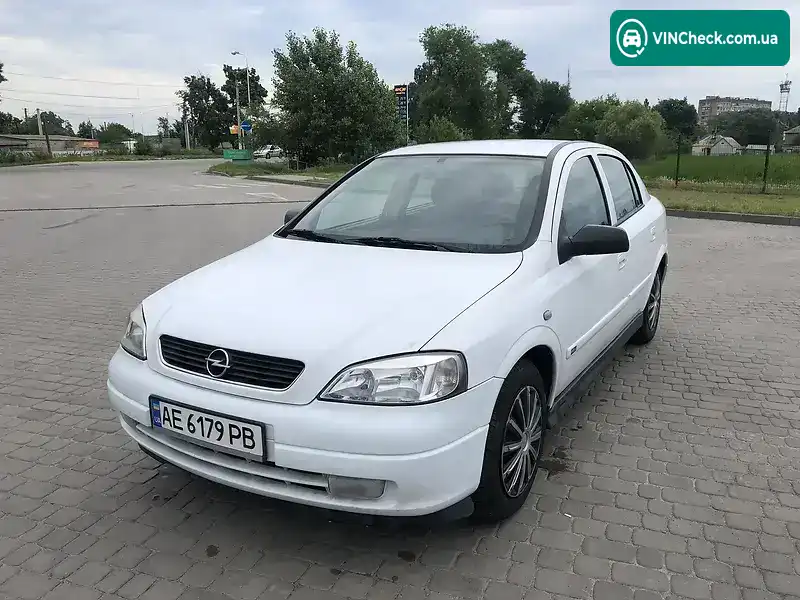 Opel Astra 2004, фото з оголошення 2 з 8, VIN W0L0TGF484G049923