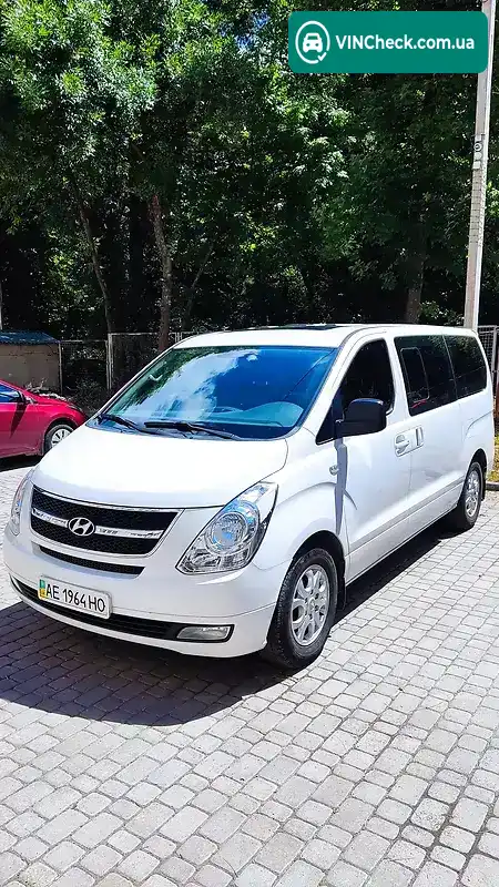 Hyundai H-1 2014, фото з оголошення 2 з 9, VIN KMJWA37KBFU656419