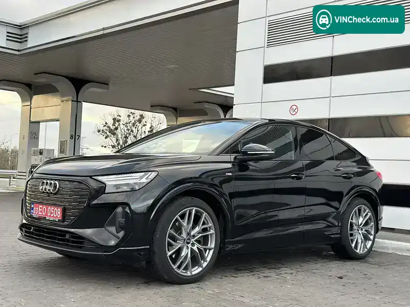 Audi Q4 e-tron 2022, фото з оголошення 1 з 20, VIN WAUZZZFZ1NP040736