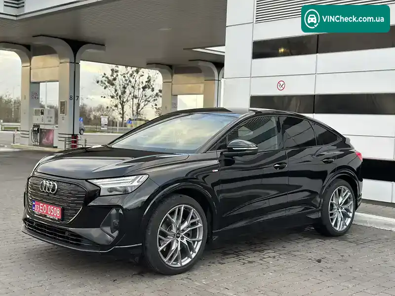 Audi Q4 e-tron 2022, фото з оголошення 2 з 20, VIN WAUZZZFZ1NP040736