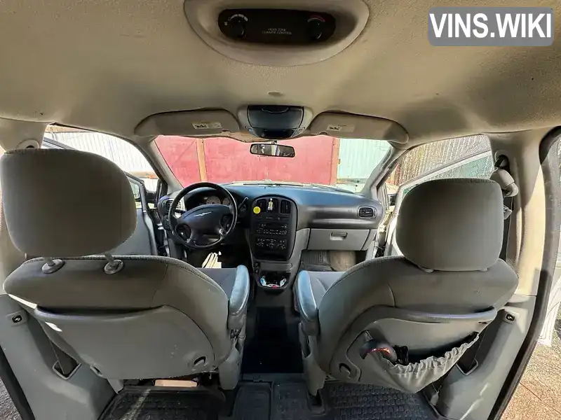 Chrysler Town & Country 2006, фото з оголошення 2 з 21, VIN 2A4GP54L37R107162