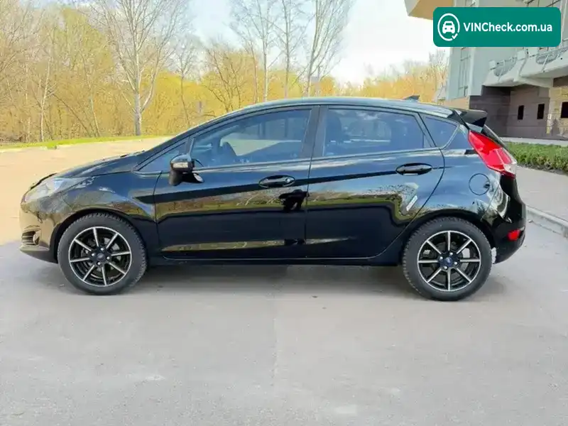 Ford Fiesta 2016, фото з оголошення 2 з 10, VIN 3FADP4EJXGM169235