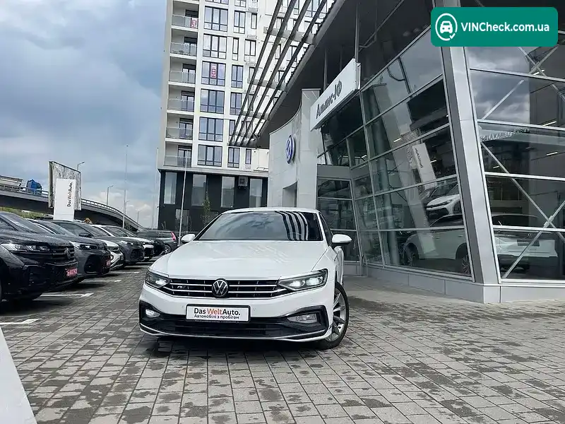 Volkswagen Passat 2021, фото з оголошення 2 з 21, VIN WVWZZZ3CZME128520