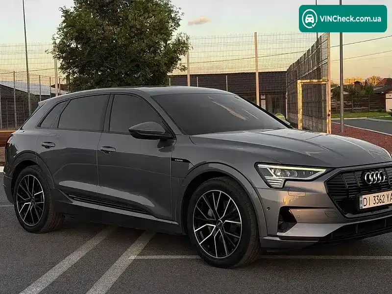 Audi e-tron 2019, фото з оголошення 1 з 20, VIN WAUZZZGEXLB006235