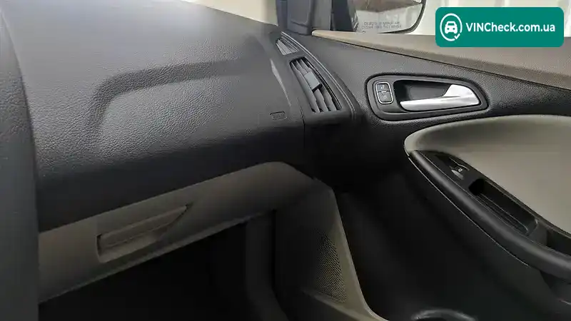 Ford Focus 2018, фото з оголошення 1 з 20, VIN 1FADP3K25JL217692