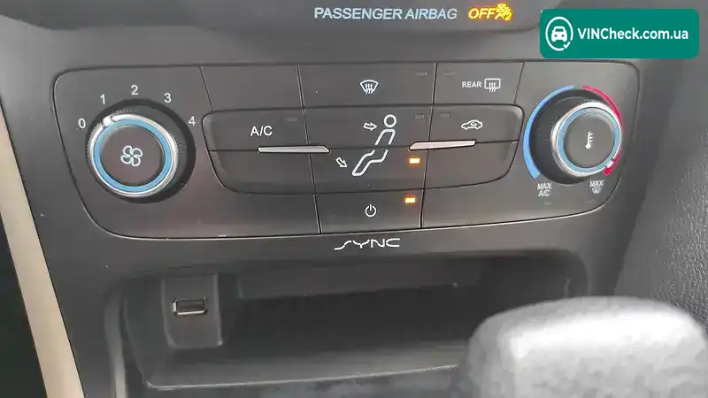 Ford Focus 2018, фото з оголошення 2 з 20, VIN 1FADP3K25JL217692