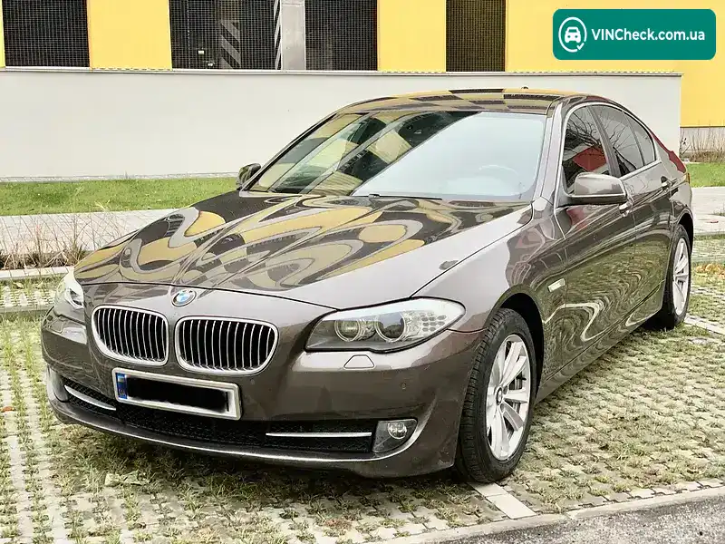 BMW 5 Series 2011, фото з оголошення 2 з 9, VIN WBAFW11090DU26627