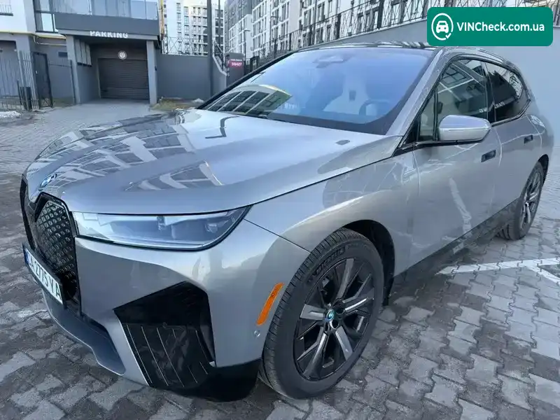 BMW iX 2024, фото з оголошення 2 з 21, VIN WB523CF04SCS53411