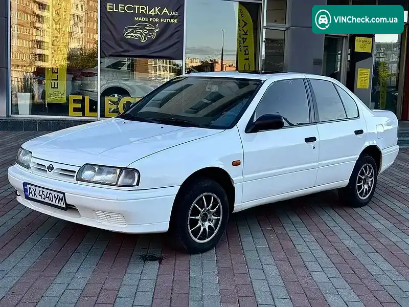 Nissan Primera 1993, фото з оголошення 1 з 15, VIN SJNBAAP10U0313785