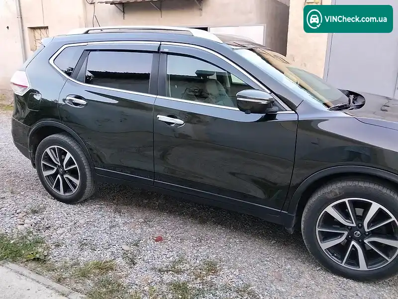 Nissan X-Trail 2017, фото з оголошення 2 з 18, VIN JN1TFNT32U0003770