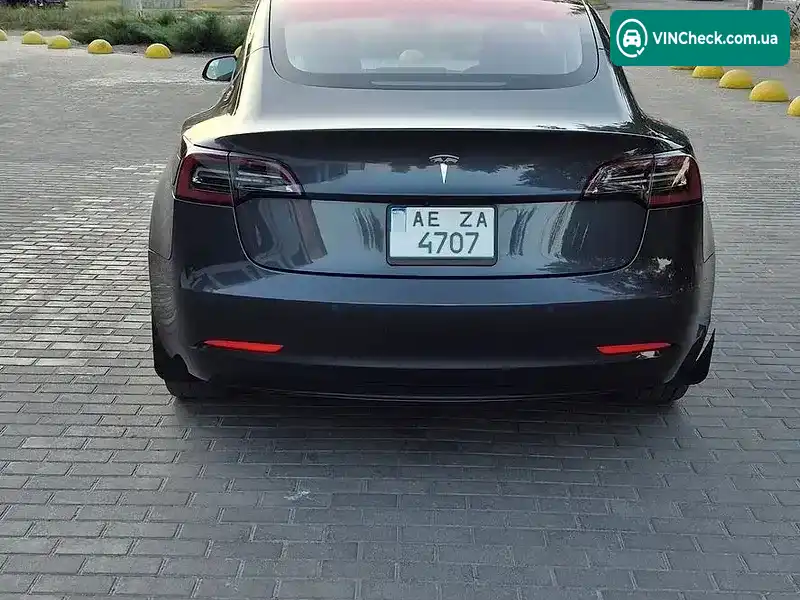 Tesla Model 3 2018, фото з оголошення 1 з 20, VIN 5YJ3E1EA6JF009536
