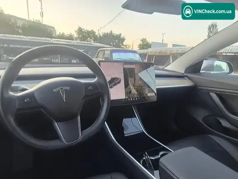 Tesla Model 3 2018, фото з оголошення 2 з 20, VIN 5YJ3E1EA6JF009536