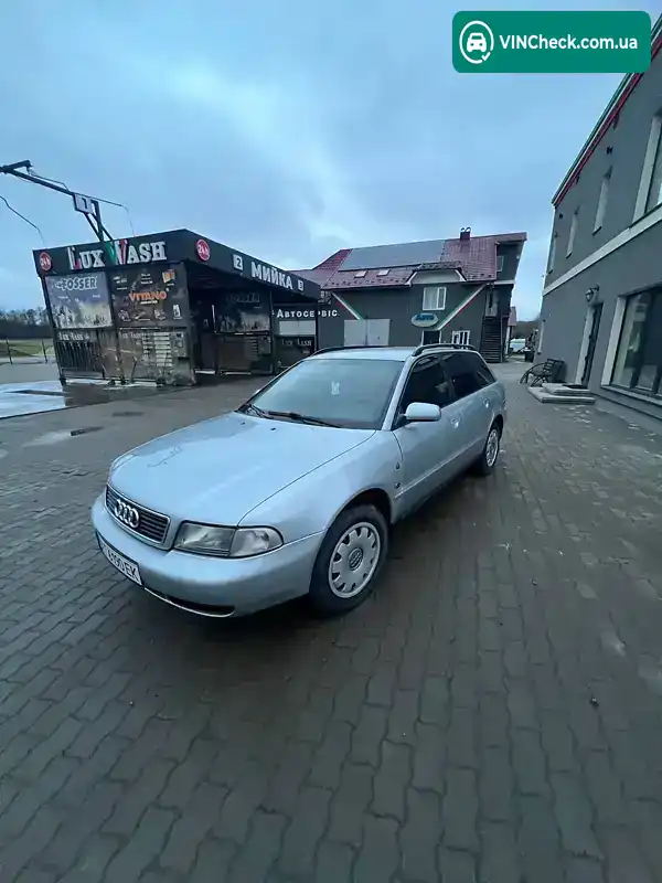 Audi A4 1997, фото з оголошення 2 з 12, VIN WAUZZZ8DZVA176370