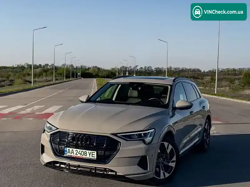 Audi e-tron 2021, фото з оголошення 2 з 19, VIN WA1AAAGEXMB037098