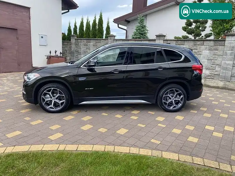 BMW X1 2017, фото з оголошення 2 з 20, VIN WBXHT3C34H5F82867