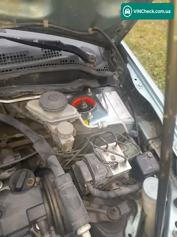 Honda Civic 2001, фото з оголошення 1 з 13, VIN SHHEU77201U016954