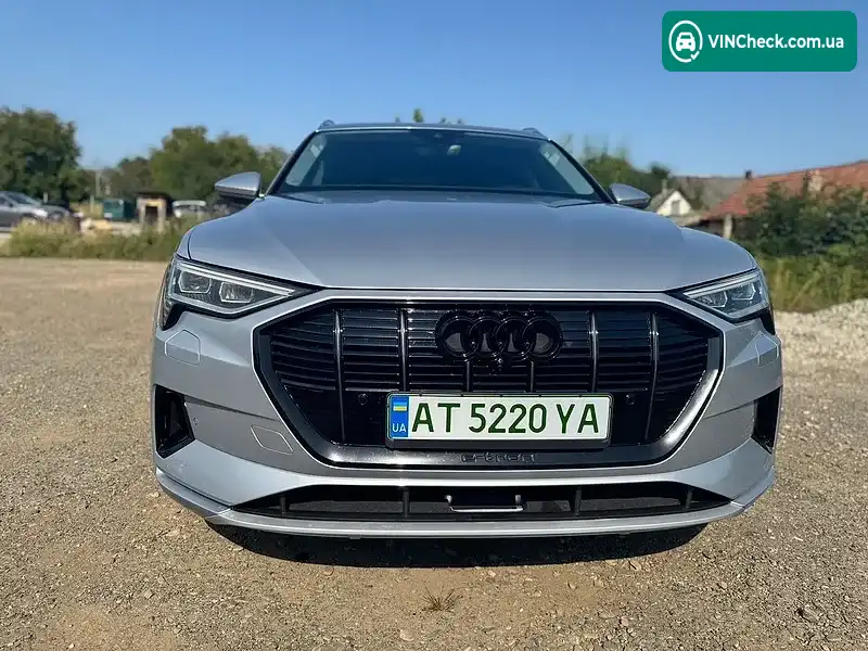 Audi e-tron 2019, фото з оголошення 1 з 17, VIN WA1VAAGEXKB024303