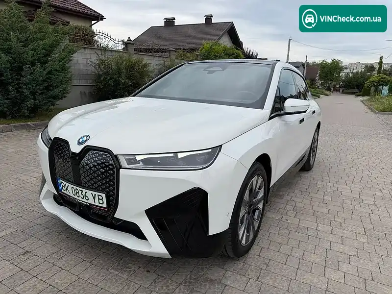 BMW iX 2023, фото з оголошення 1 з 20, VIN WB523CF00RCR19934