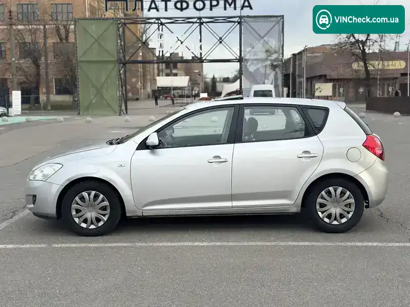 Kia Ceed 2007, фото з оголошення 2 з 18, VIN U5YFF24127L030727