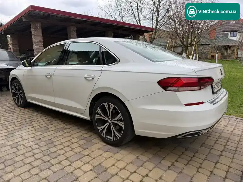 Volkswagen Passat 2021, фото з оголошення 1 з 20, VIN 1VWSA7A36MC012338