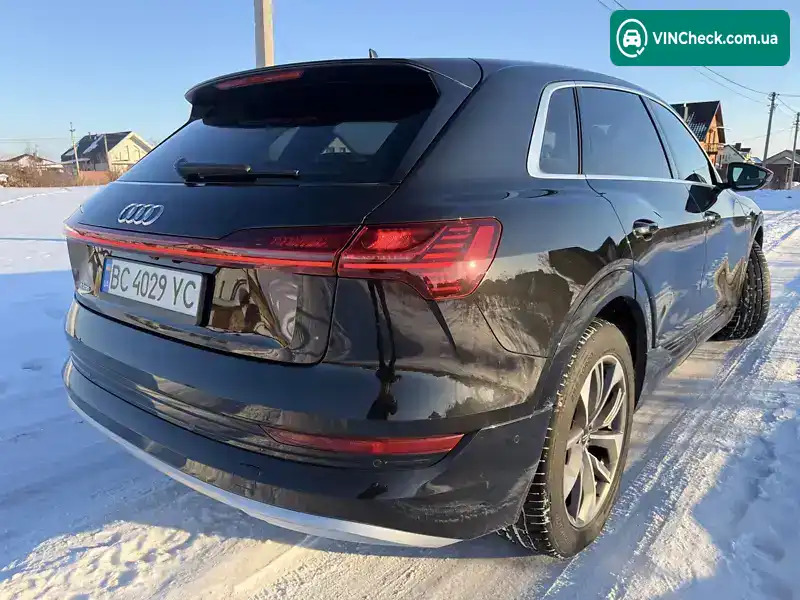 Audi e-tron 2019, фото з оголошення 1 з 21, VIN WAUZZZGE1LB016295