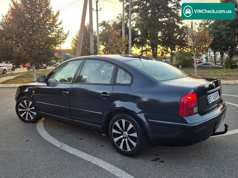 Volkswagen Passat 1996, фото з оголошення 2 з 12, VIN WVWZZZ3BZVE003997