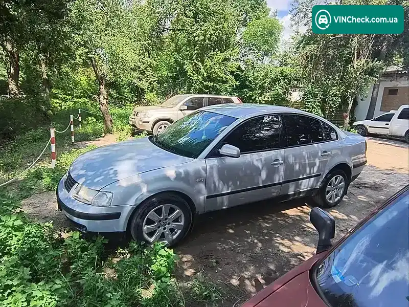 Volkswagen Passat 1997, фото з оголошення 2 з 11, VIN WVWZZZ3BZWE013448