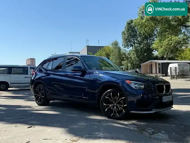 BMW X1 2014, фото з оголошення 1 з 19, VIN WBAVL1C51FVY33437