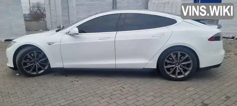 Tesla Model S 2014, фото з оголошення 2 з 21, VIN 5YJSA1H2XEFP63525