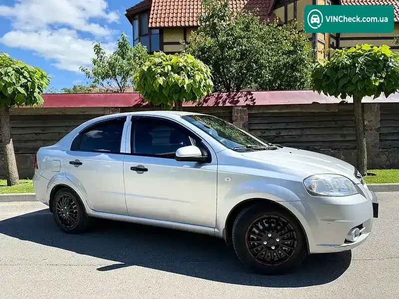 Chevrolet Aveo 2011, фото з оголошення 1 з 9, VIN Y6DSF69YEBW100935