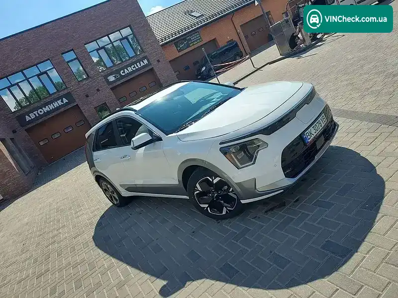 Kia Niro 2023, фото з оголошення 1 з 8, VIN KNDCT3L15P5068334