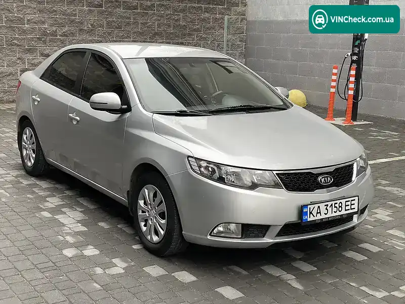 Kia Cerato 2012, фото з оголошення 1 з 20, VIN KNAFU411AC5961936