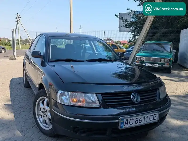 Volkswagen Passat 1999, фото з оголошення 1 з 20, VIN WVWZZZ3BZXP397380