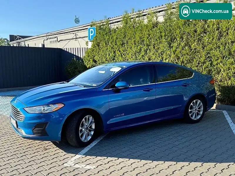 Ford Fusion 2019, фото з оголошення 1 з 20, VIN 3FA6P0LU7KR168182