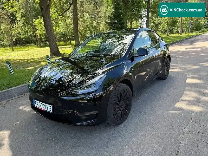 Tesla Model Y 2024, фото з оголошення 1 з 20, VIN 7SAYGDEE8RA228241