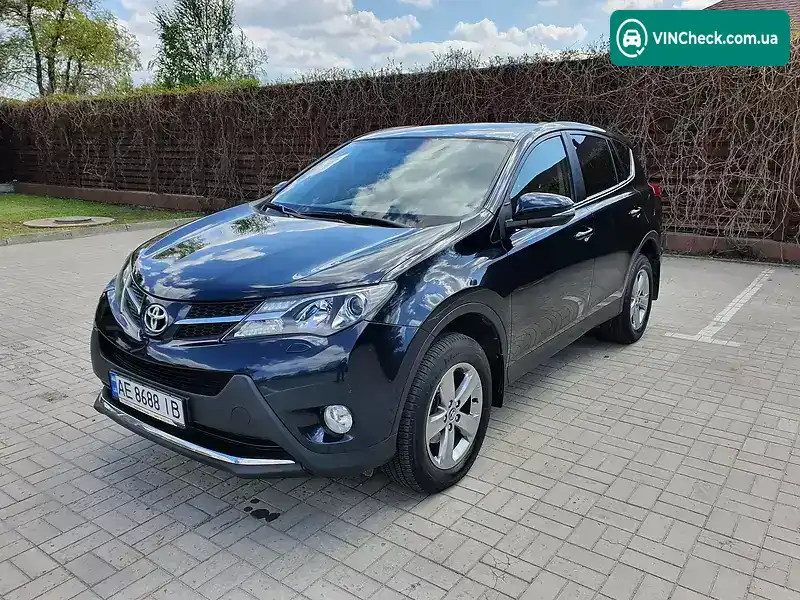 Toyota RAV4 2015, фото з оголошення 1 з 17, VIN JTMDAREV70D066657