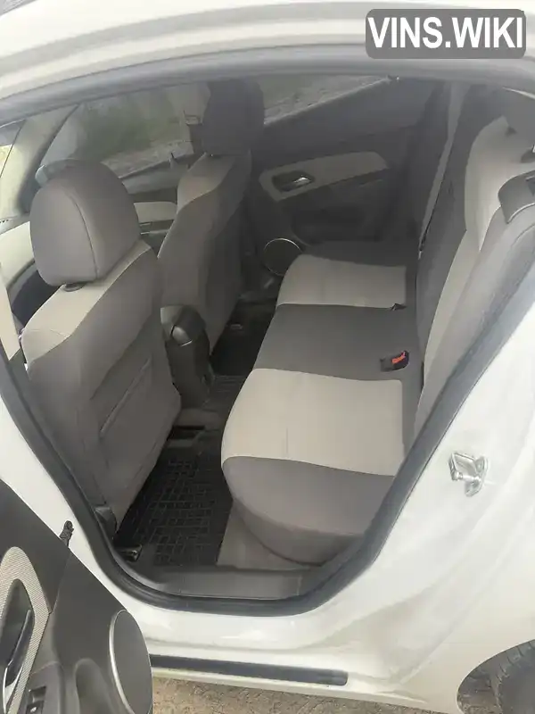 Chevrolet Cruze 2010, фото з оголошення 2 з 3, VIN KL1JF69E9AK719966
