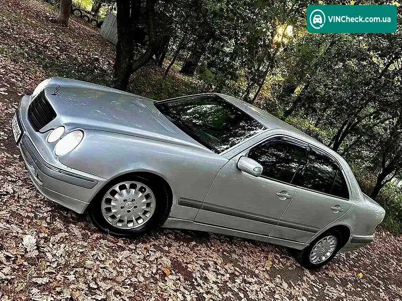 Mercedes-Benz E-Class 2001, фото з оголошення 2 з 14, VIN WDB2100071B362848