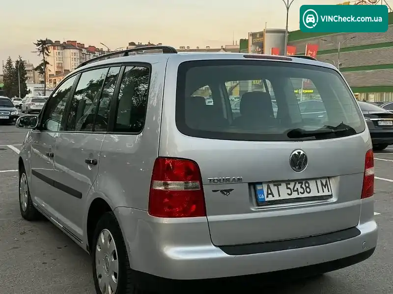 Volkswagen Touran 2004, фото з оголошення 2 з 10, VIN WVGZZZ1TZ5W086480