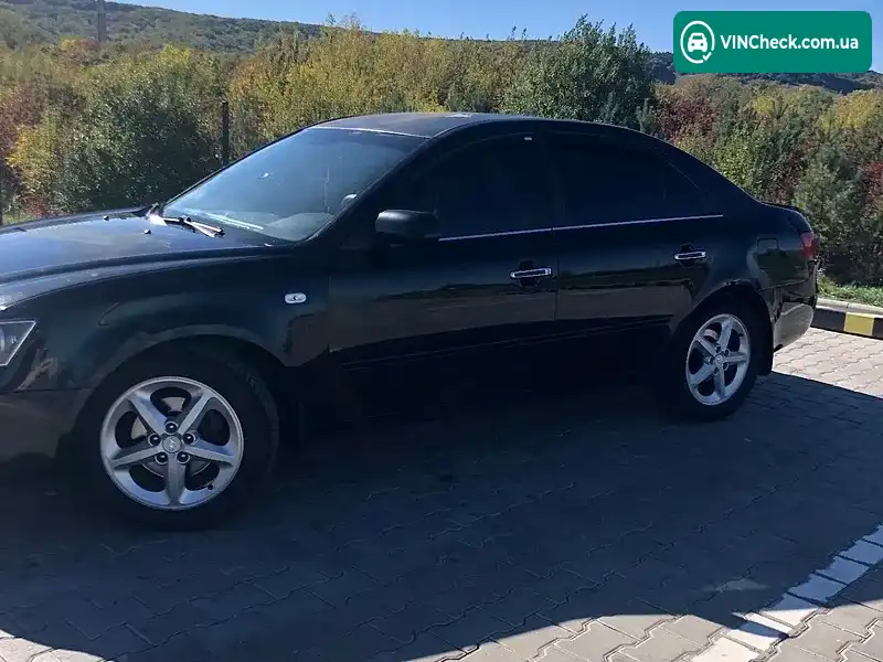 Hyundai Sonata 2006, фото з оголошення 2 з 11, VIN KMHEU41CP6A254472