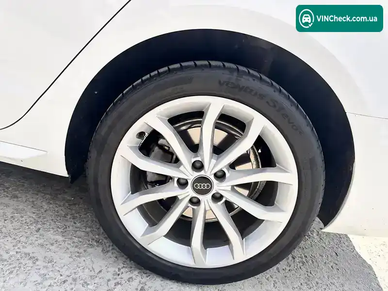 Audi A4 2023, фото з оголошення 2 з 10, VIN WAUZZZF45PN016748