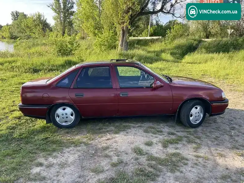 Opel Vectra 1990, фото з оголошення 1 з 18, VIN W0L000087L5367849